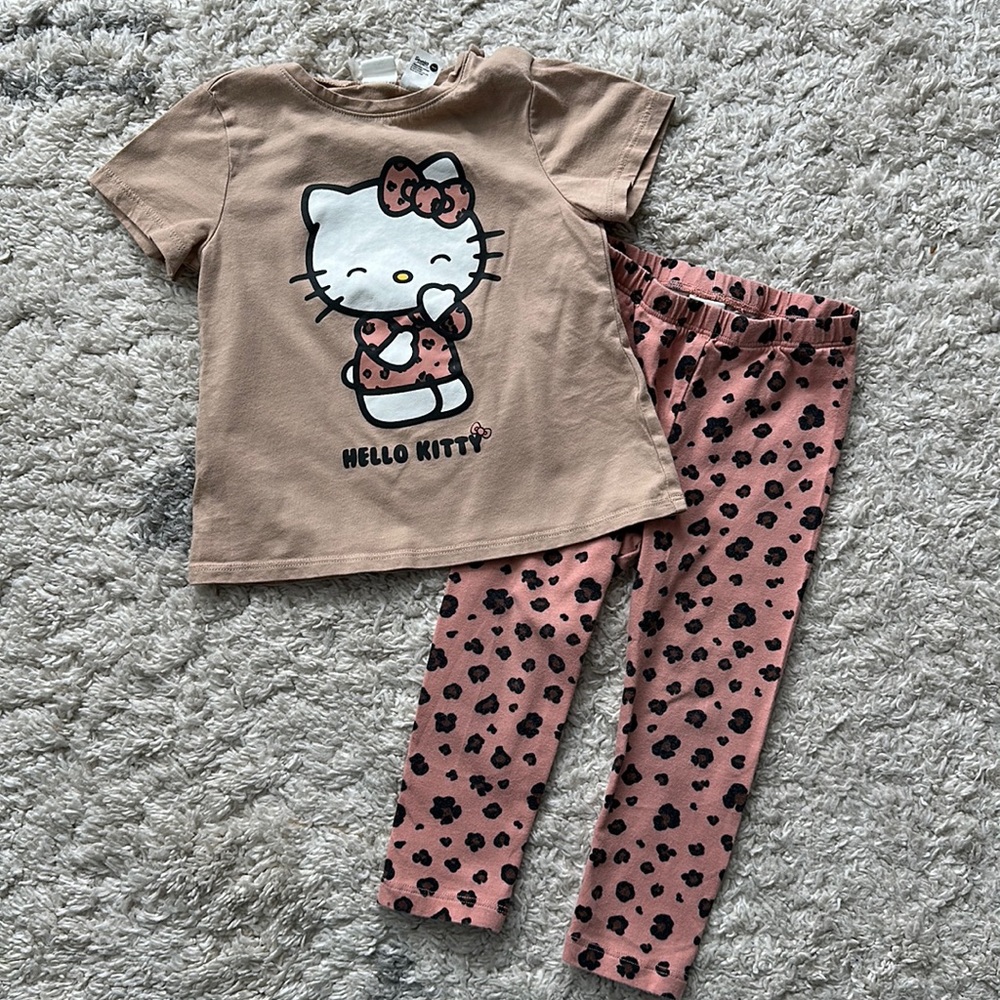 H&M Hello Kitty set 12 - 18 months